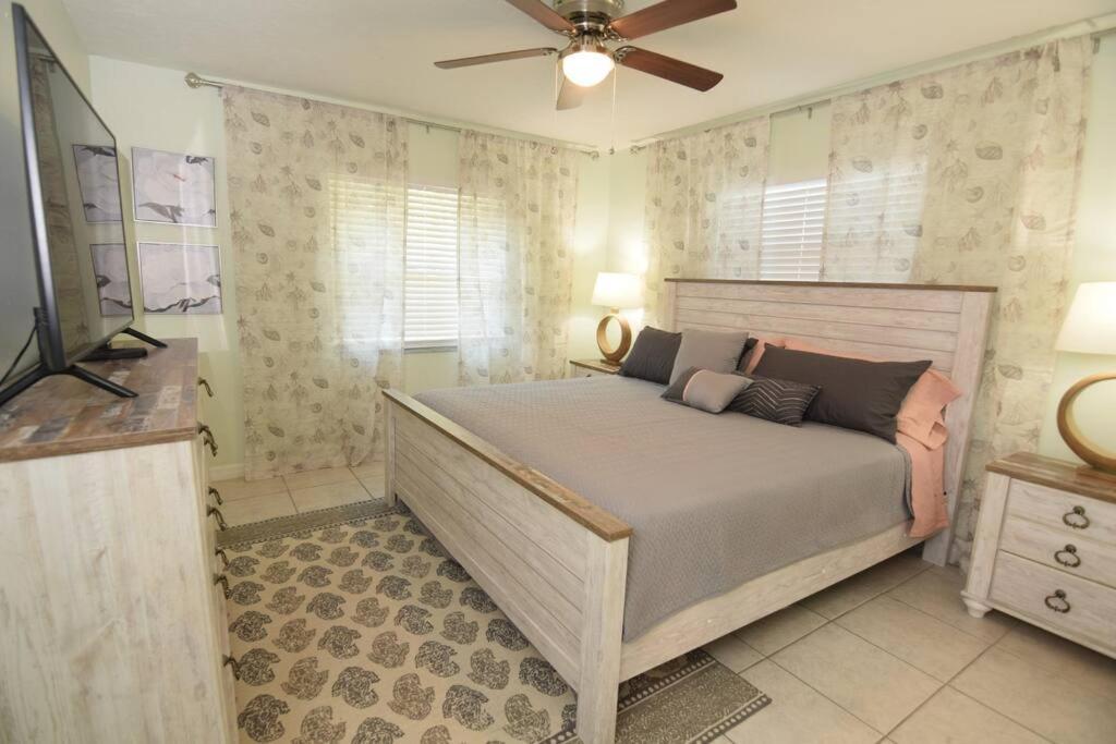 New England 3Bd 2Bt Home Heated Pool Close To Siesta Sarasota Buitenkant foto